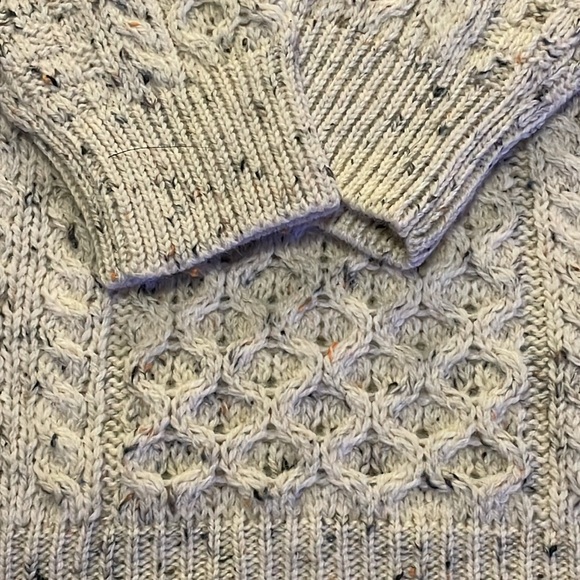 Arancrafts Ireland 100% Wool Vintage Cream Speck Fisherman Cable Knit Sweater XL - Picture 6 of 7